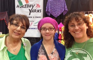 Jennifer of Holiday Yarns, on the right, joined by her mother and daughter.  What a beautiful trio!